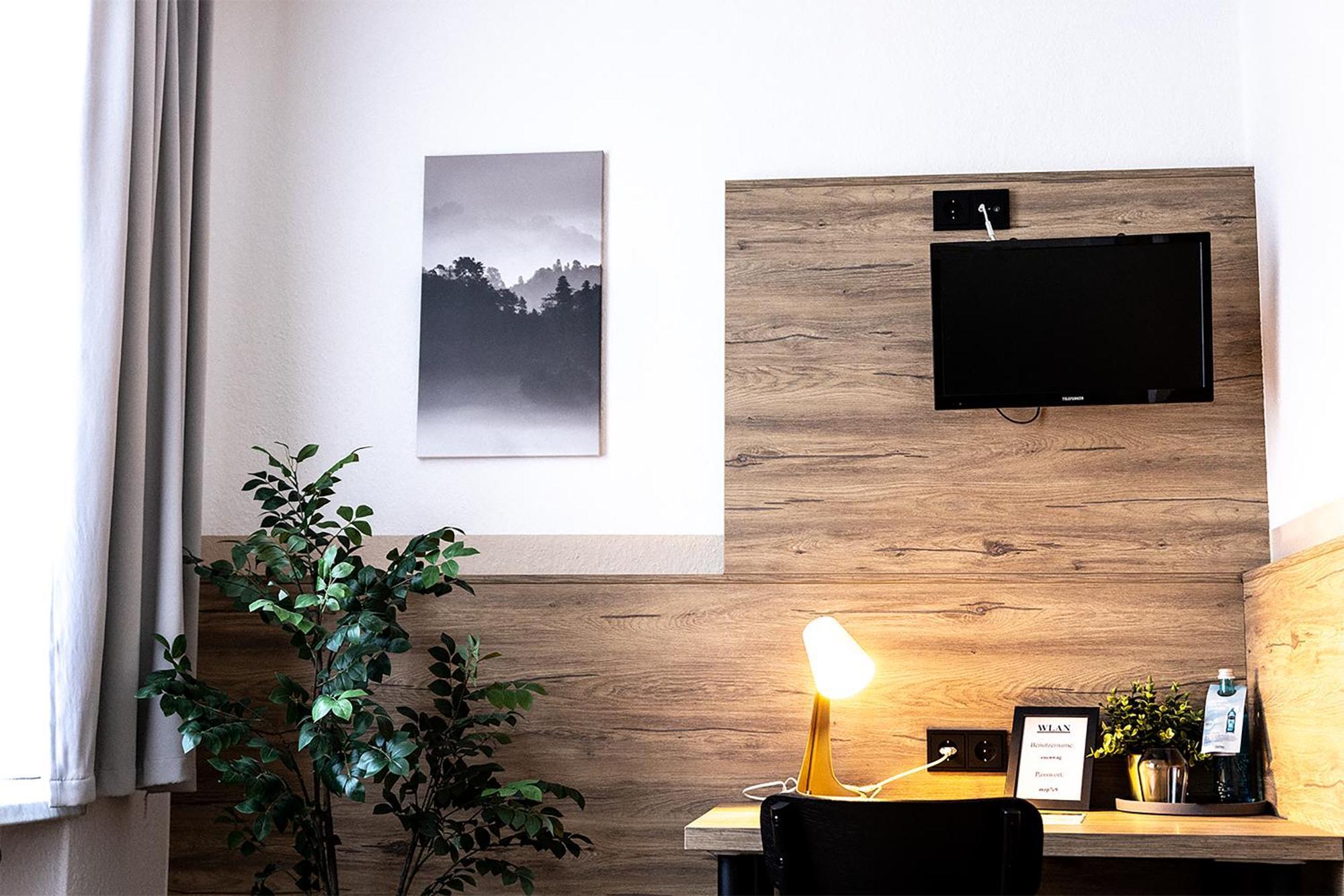 1A Hotel Zimmer Frei Spremberg Exteriör bild